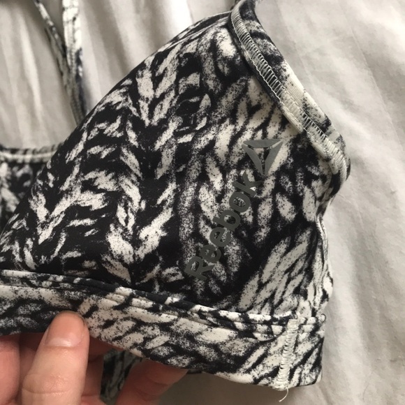 Reebok sports bra - Picture 2 of 5